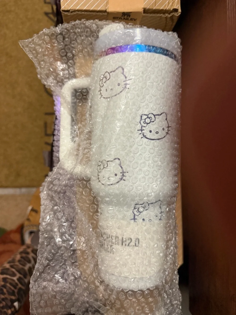 Stanley White Hello Kitty 40 oz THE FLOWSTATE® QUENCHER TUMBLER-NIB 🤍 - Picture 7 of 7